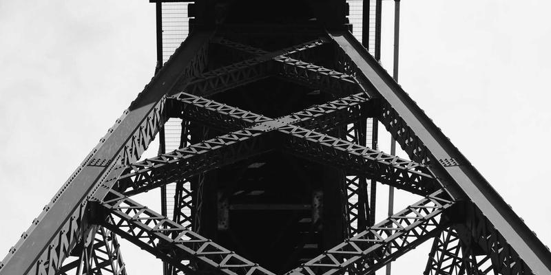 企业咨询如何赋能组织发展:战略规划与管理培训的双轮驱动