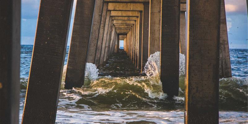 管理培训、战略规划与运营优化：企业咨询三位一体的增长引擎